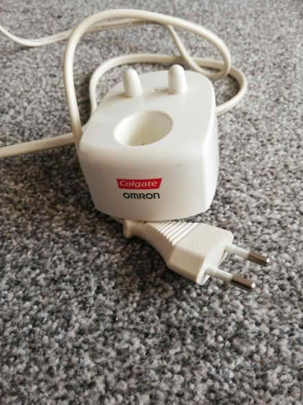 Photo of free electric toothbrush charger ii (Bradway S17) #1