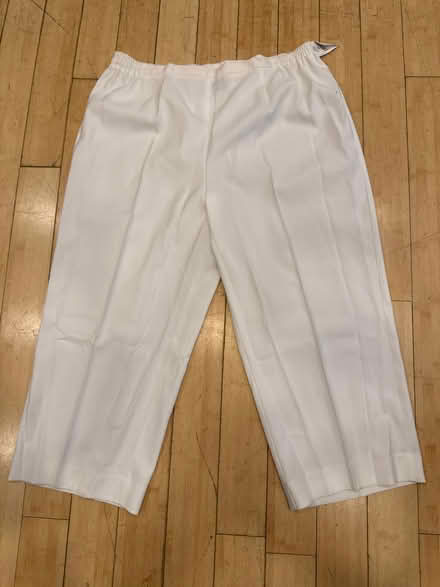 Photo of free Target Woman’s White Pants (Brooklyn Storage) #1