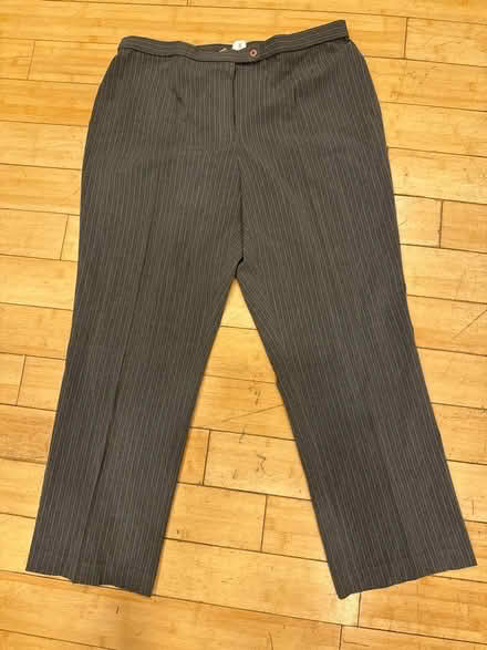 Photo of free East 5 Woman’s Pants (Brooklyn Storage) #1