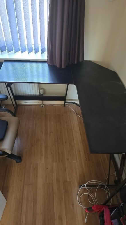 Photo of free Black gaming corner desk. With overshelf (Wednesfield WV11) #1