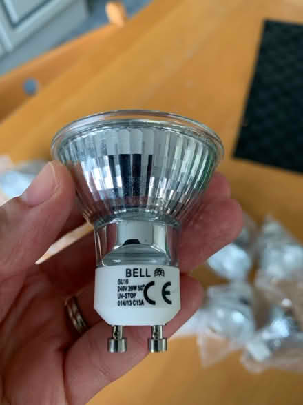 Photo of free 14 bulbs not leds (Durham DH1) #2