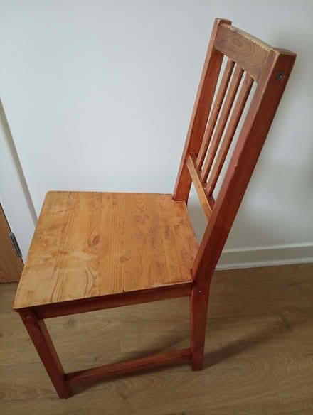 Photo of free IKEA table and 4 chairs (Bonnington EH6) #4