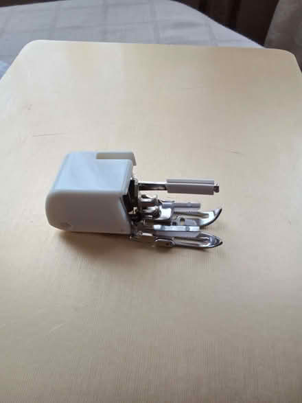 Photo of free "Walking foot" for quilting (Seedhill PA1) #1