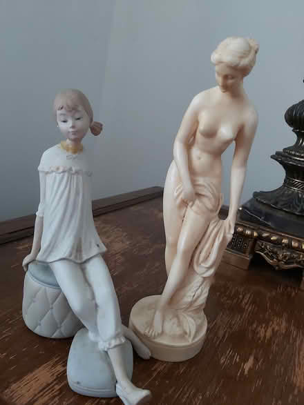 Photo of free Two decorative figurines (Wellington village) #1