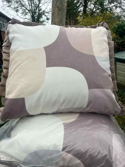 Photo of free 3 sofa pillows (Stanmore) #2