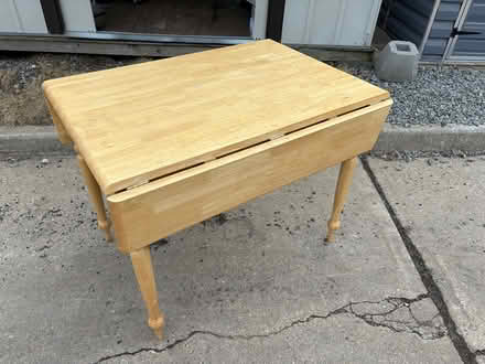 Photo of free Drop leaf table (Oradell) #2