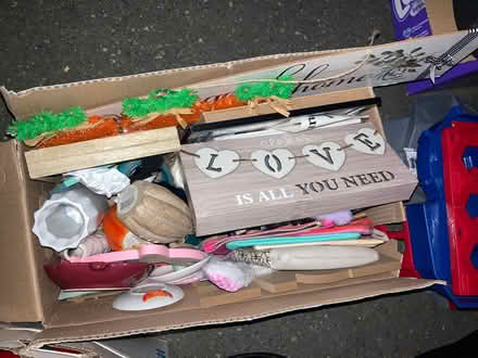 Photo of free Curb alert toys, baby items, plates (De Anza Blvd/Fremont Sunnyval) #4