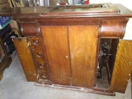 Photo of free Treadle sewing machine in wooden cabinet (Grayrigg LA8) #3