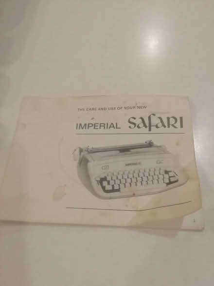 Photo of free Portable Typewriter (GU52) #1