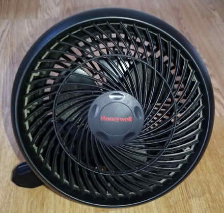 Photo of free Honeywell HT900E Three Speed Fan (Charlton SE7) #1