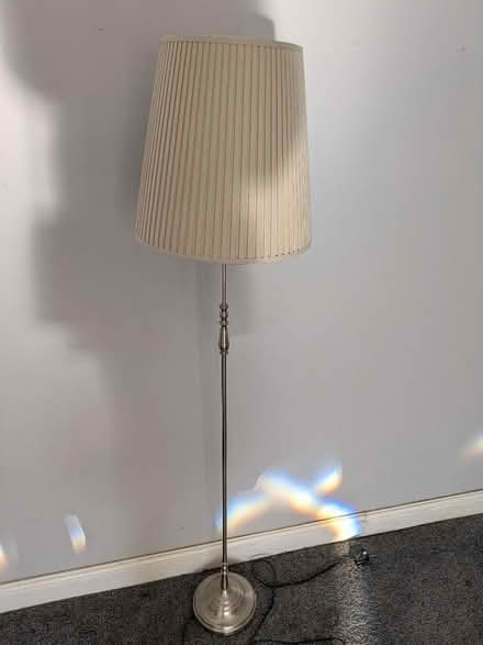 Photo of free Standing lamp (Fiddler's Green GL51) #1