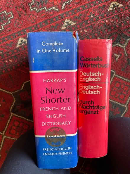 Photo of free French & German dictionaries (Warton LA5) #1