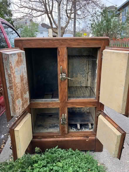 Photo of free Ice Box Cabinet (North Oakland, Piedmont Ave) #4