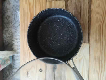 Photo of free 25cm non stick pan with glass lid (New Catton NR3) #2