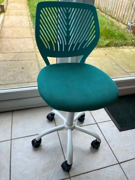 Photo of free Desk chair (Penistone S36) #1