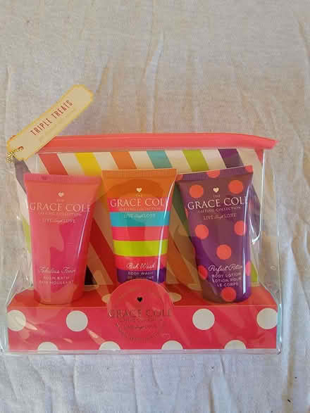 Photo of free Grace Cole Gifting Collection (Chapel Allerton LS7) #1