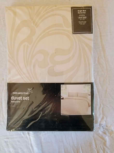 Photo of free Single Bed Duvet Set (Chapel Allerton LS7) #1