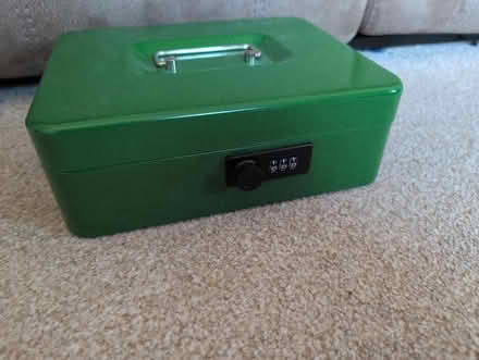 Photo of free Lockable box in green (Hornby LA2) #1