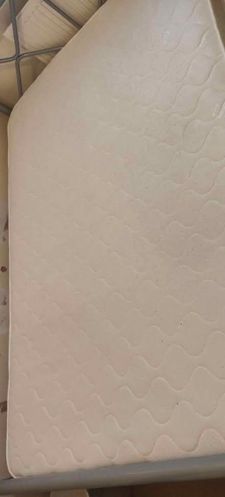 Photo of free Double Mattress (TW2 twickenham) #2