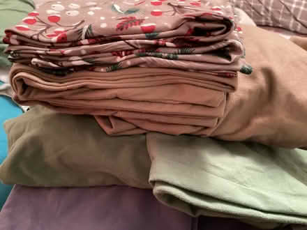 Photo of free Twin fitted sheets & pillow cases (High park & Glenlake area) #2