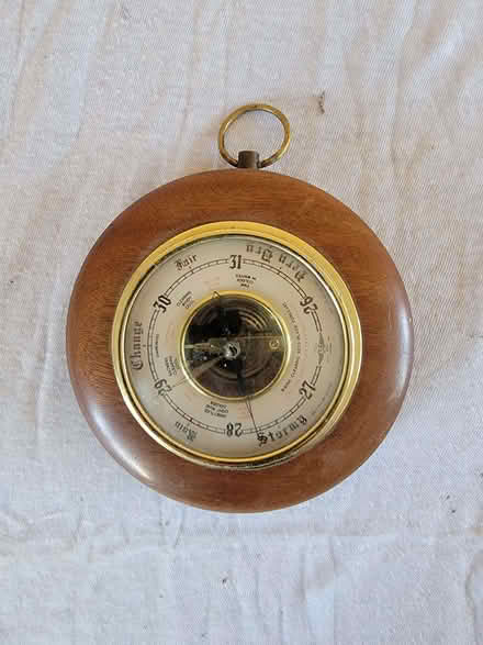 Photo of free Barometer (Chapel Allerton LS7) #1