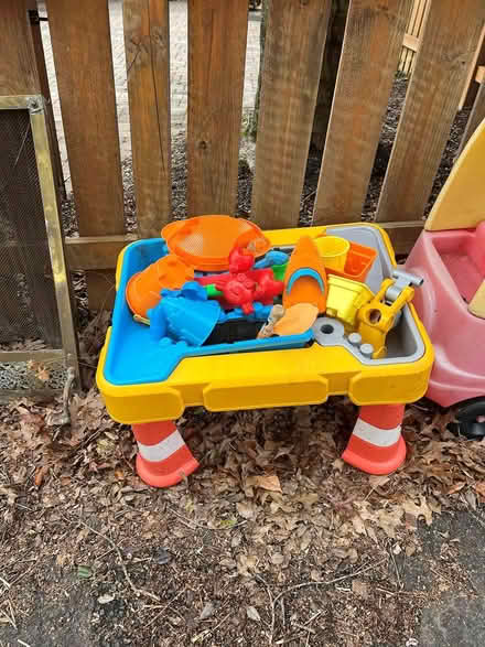 Photo of free Tots basketball hoop, water/sand (Tenleytown) #2