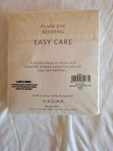 Photo of free Pair Of Pillow Cases (Chapel Allerton LS7) #2