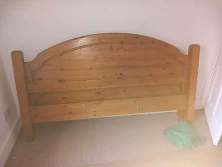 Photo of free Double wood bed frame, 4 poster bed. (Abbey Wood DA17) #3