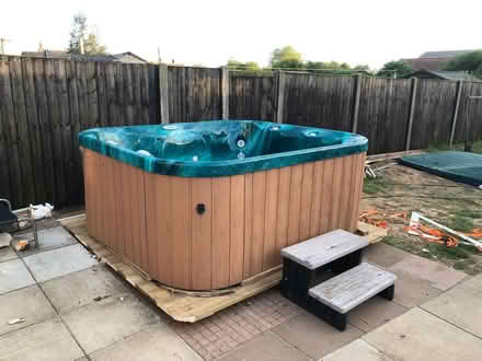 Photo of free Hot tub (Sedgeford PE36) #3