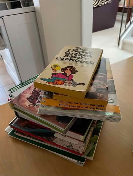 Photo of free Cookbooks (Alta Vista / Riverside) #1