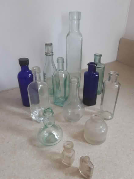 Photo of free collection of little old bottles (Headless Cross B97) #1