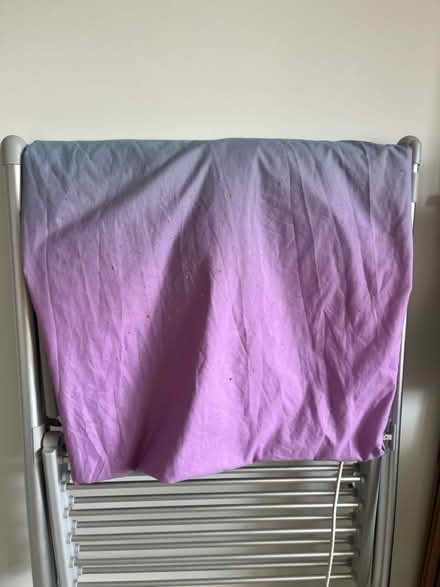 Photo of free Next Ombré Single duvet pillow set (E2 Bethnal Green) #4