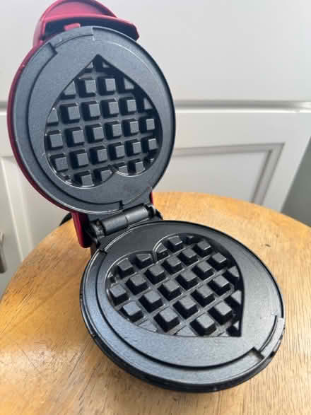 Photo of free Heart-shaped mini-waffle maker (Manor Park) #2