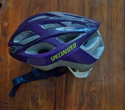 Photo of free Child's bike helmet 50 to 58cm (BH9) #1