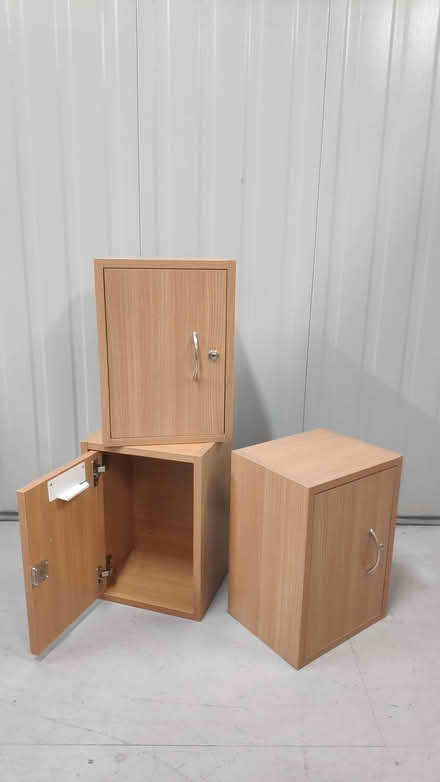 Photo of free 3 small cabinets, 42cm H x 30cm W x 28cm D (Woodlands TW7) #4