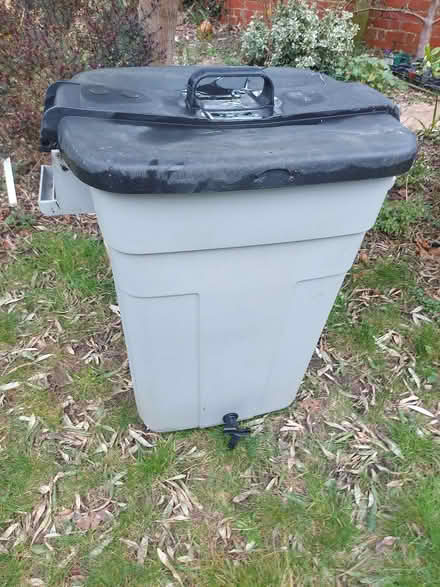 Photo of free Wormery bin (outdoors) (Aldrington BN3) #2