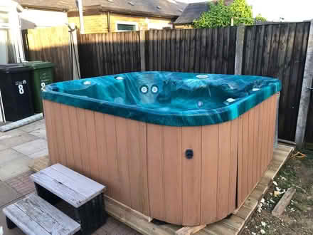 Photo of free Hot tub (Sedgeford PE36) #4
