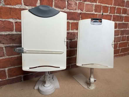 Photo of free Document transcription stands (Bryn-y-cochin SY12) #1