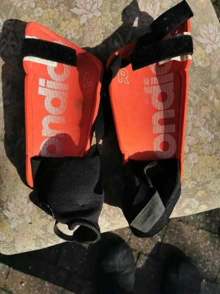 Photo of free Shin pads Med size (The Nurserylands TW12) #2