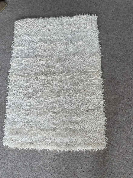 Photo of free Cotton bath mat (Lindfield RH16) #1