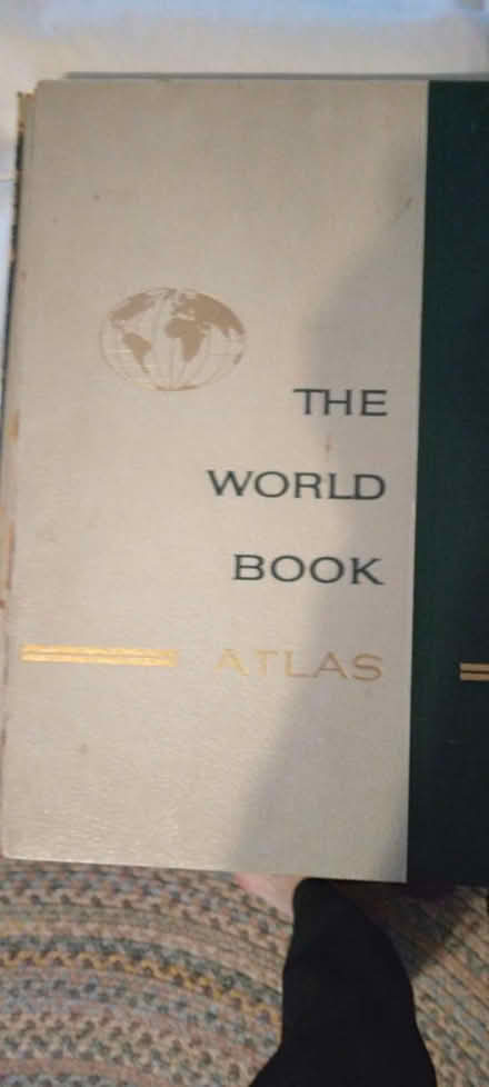 Photo of free Encyclopedias, Dictionary, atlas (Hyde Park, near Greenfields) #4