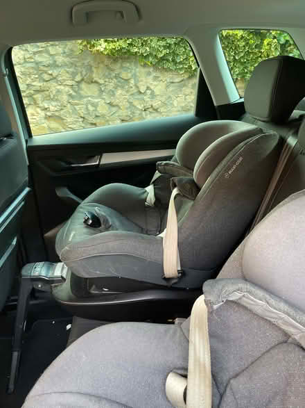 Photo of free maxi cosi car seats (Morningside EH10) #2
