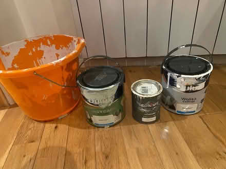 Photo of free Paint and paint bucket (East dulwich) #1