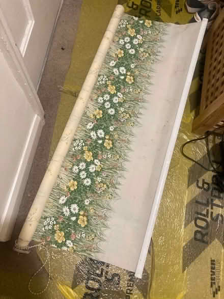 Photo of free Floral roller blind (Moortown LS6) #1