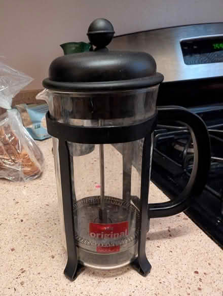 Photo of free FRENCH PRESS coffee maker (DC Chevy Chase) #1