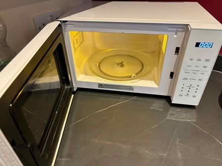 Photo of free Microwave oven (Troy Town ME1) #2