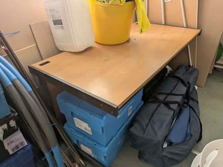 Photo of free Desk (Queen's Park BN2) #1