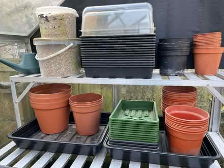 Photo of free Plant pots of varying sizes, tools and vermiculite (Cookridge LS16) #3