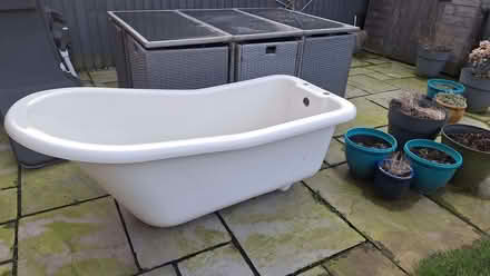 Photo of free Replica rolltop bath with iron feet . (The Cliff M27) #1