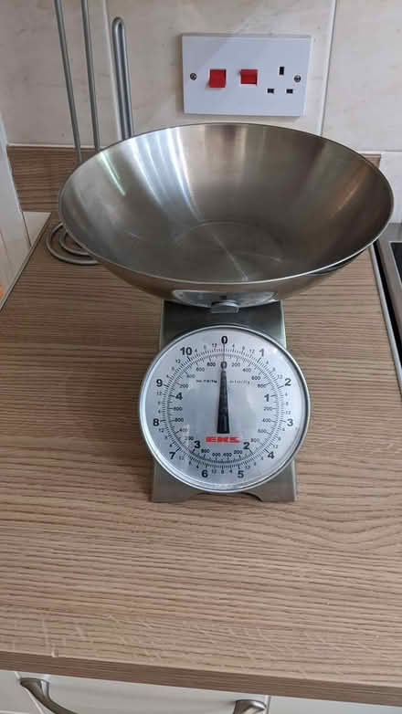 Photo of free Kitchen scales (Hill Head, PO14 2) #1